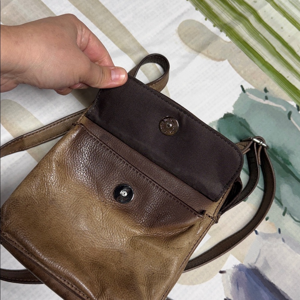 Fossil Brown distressed Leather Crossbody Bag purse - Picture 4 of 9